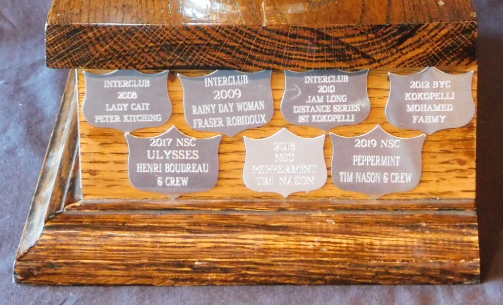 authentic_yachts_trophy4.jpg